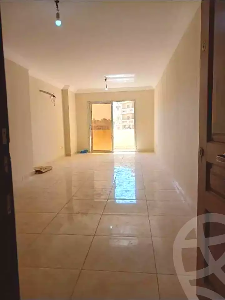 https://aqarmap.com.eg/ar/listing/7048321-for-sale-alexandria-lsywf-shamaa