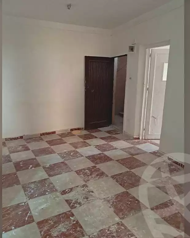 https://aqarmap.com.eg/ar/listing/7048450-for-sale-alexandria-el-asafra-l-sfr-qbly
