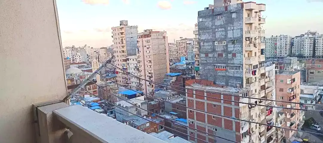 https://aqarmap.com.eg/ar/listing/7048631-for-sale-alexandria-alhadara-al-mofatesh-st