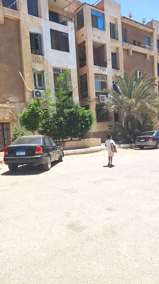 https://aqarmap.com.eg/ar/listing/7049157-for-sale-cairo-6th-of-october-el-ahyaa-neighborhood-11th