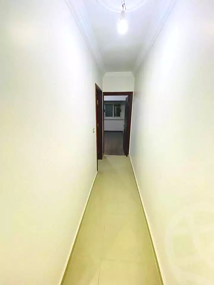 https://aqarmap.com.eg/ar/listing/7049534-for-sale-alexandria-el-mandara-alex-el-mandara-bahri-sidi-kamal-st