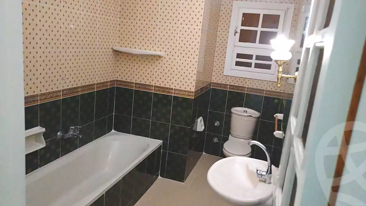 https://aqarmap.com.eg/ar/listing/7049686-for-sale-alexandria-lauran-mohammed-dorry-basha-st