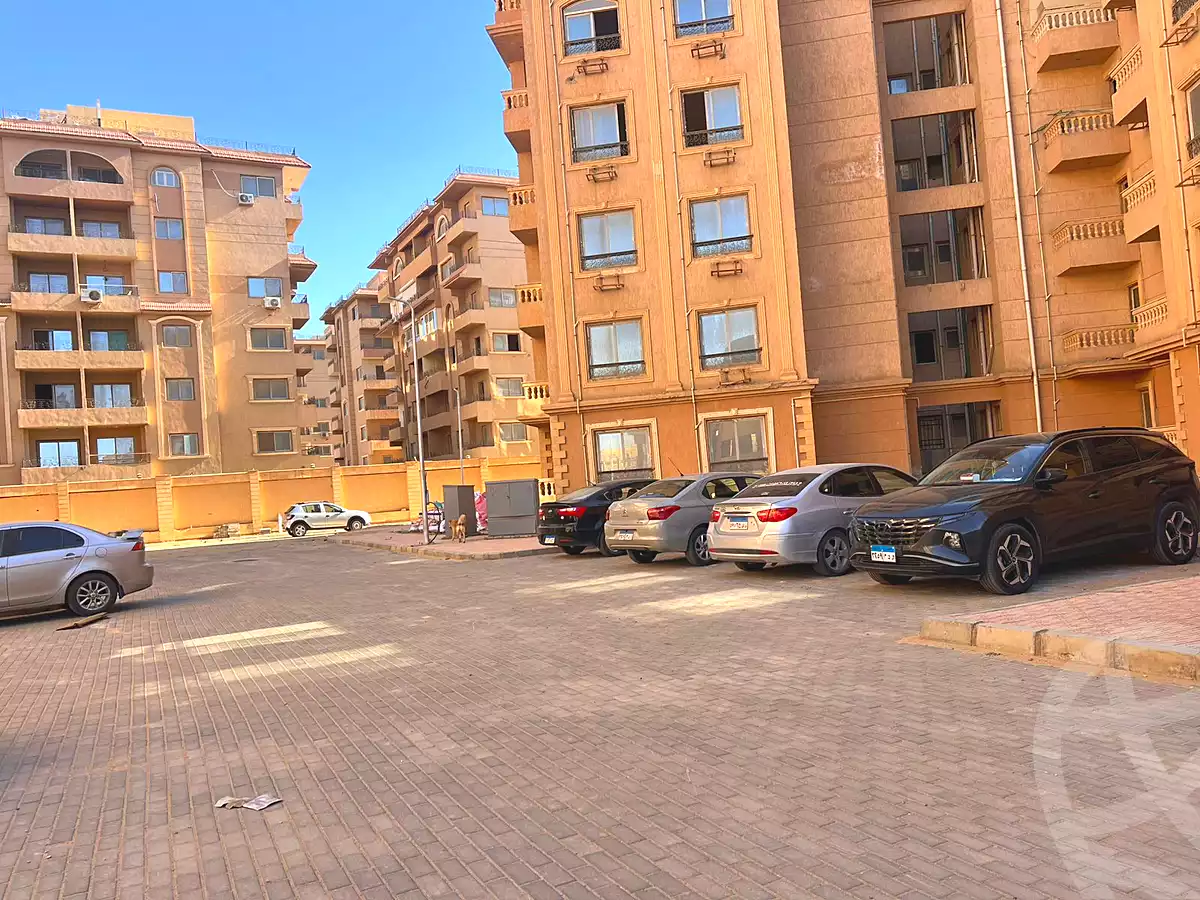 https://aqarmap.com.eg/ar/listing/7049748-for-sale-cairo-new-cairo-compounds