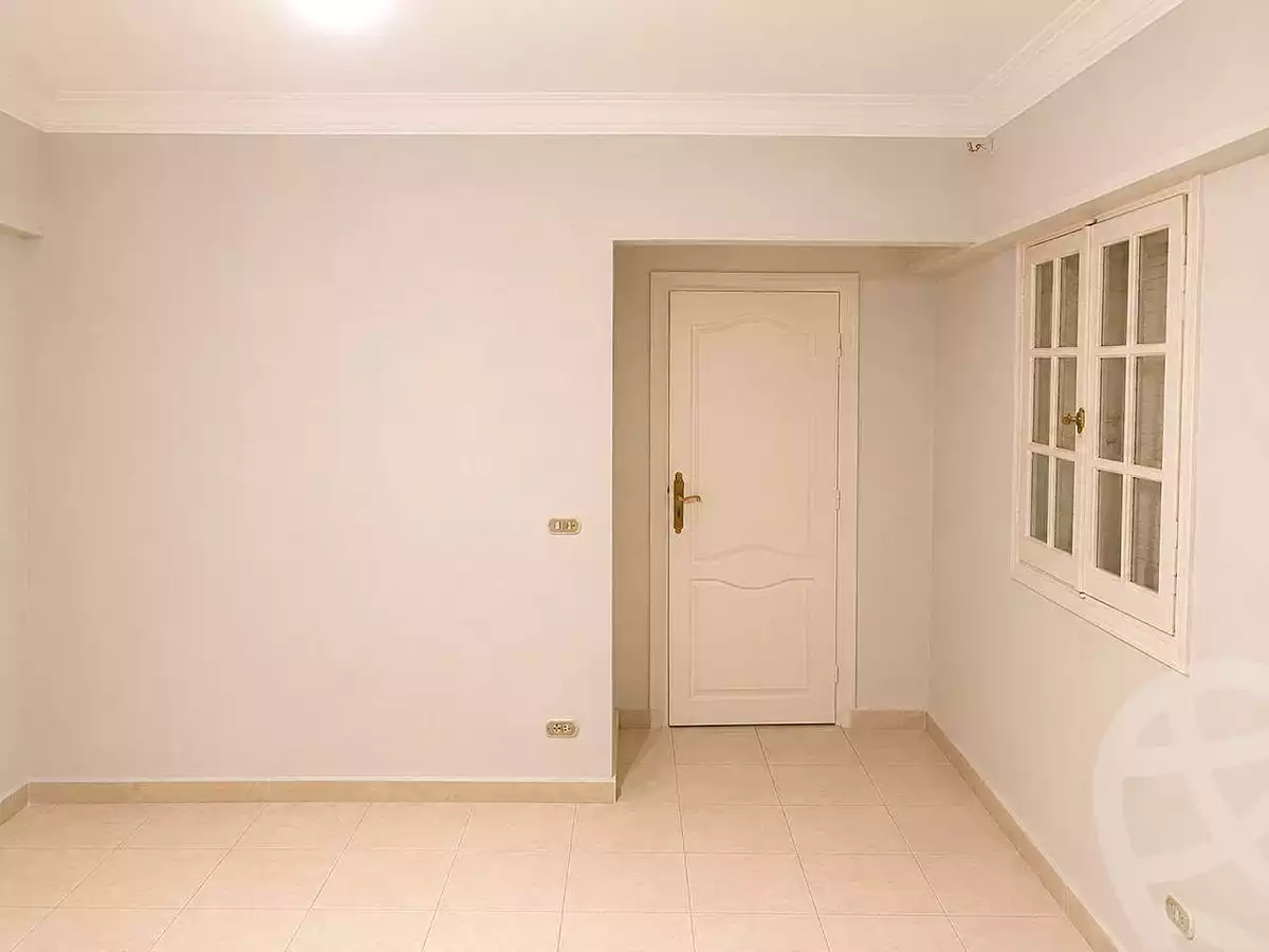 https://aqarmap.com.eg/ar/listing/7050184-for-rent-alexandria-el-asafra-l-sfr-bhry