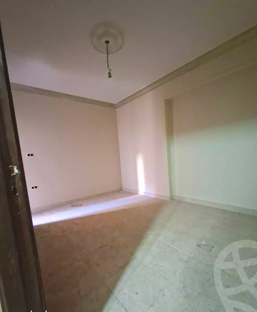 https://aqarmap.com.eg/en/listing/7050268-for-sale-alexandria-miami-mahmoud-el-isawy-st