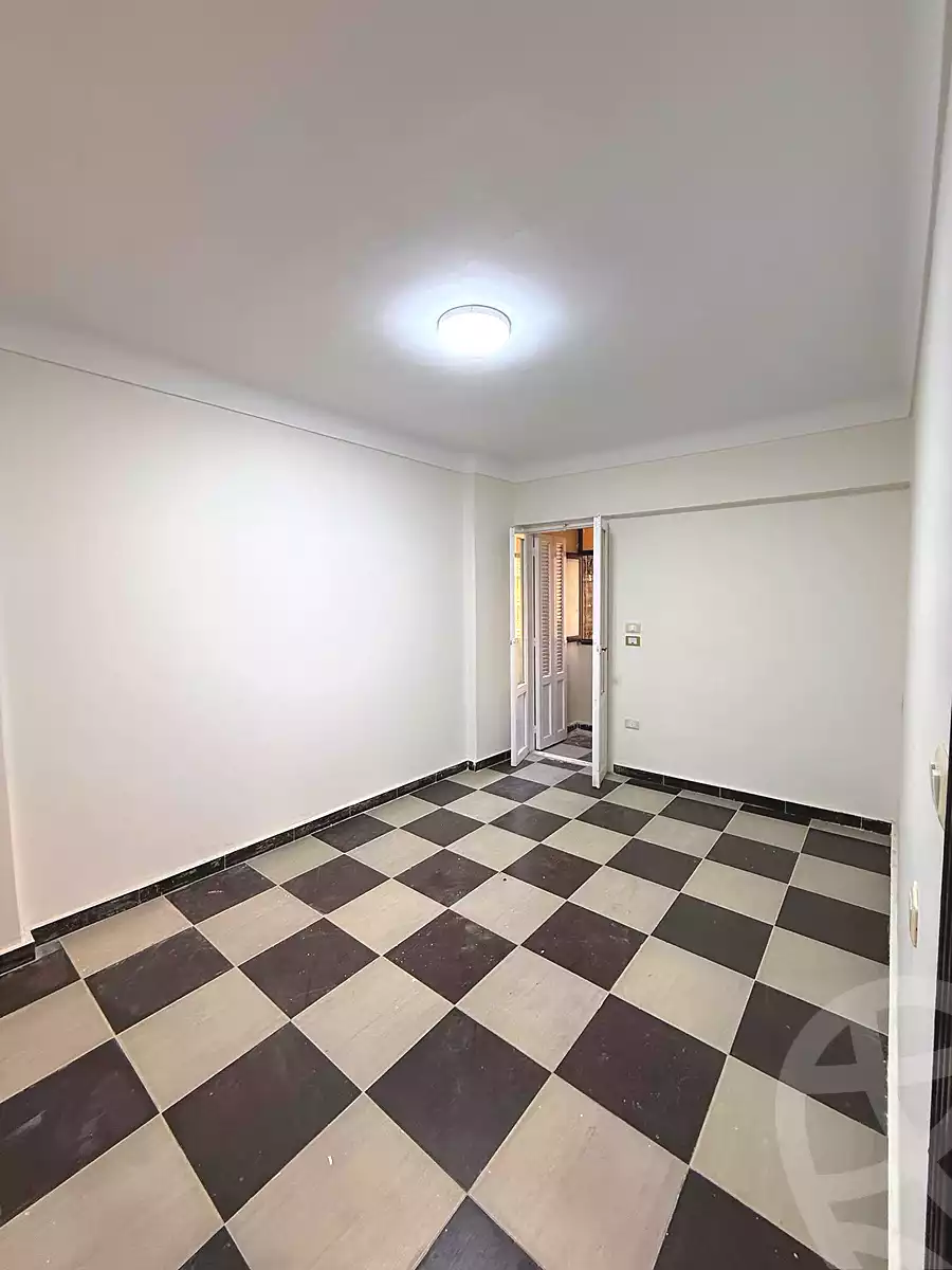 https://aqarmap.com.eg/ar/listing/7050315-for-rent-alexandria-sydy-bshr-sydy-bshr-bhry-shr-mhmd-njyb