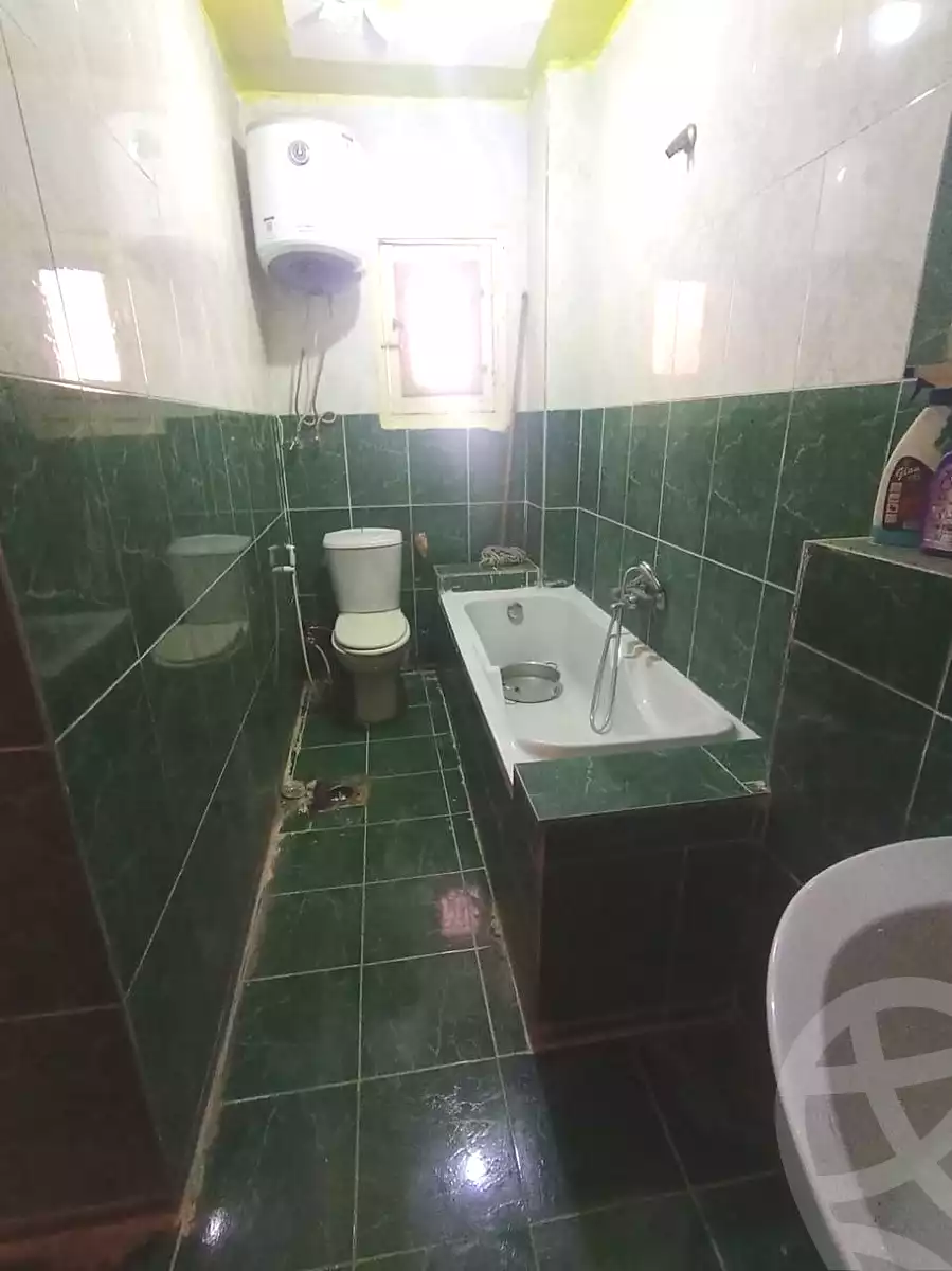 https://aqarmap.com.eg/ar/listing/7050395-for-sale-cairo-new-cairo-first-settlement-neighbourhood-4-el-shaheed-ibrahim-ahmed-st