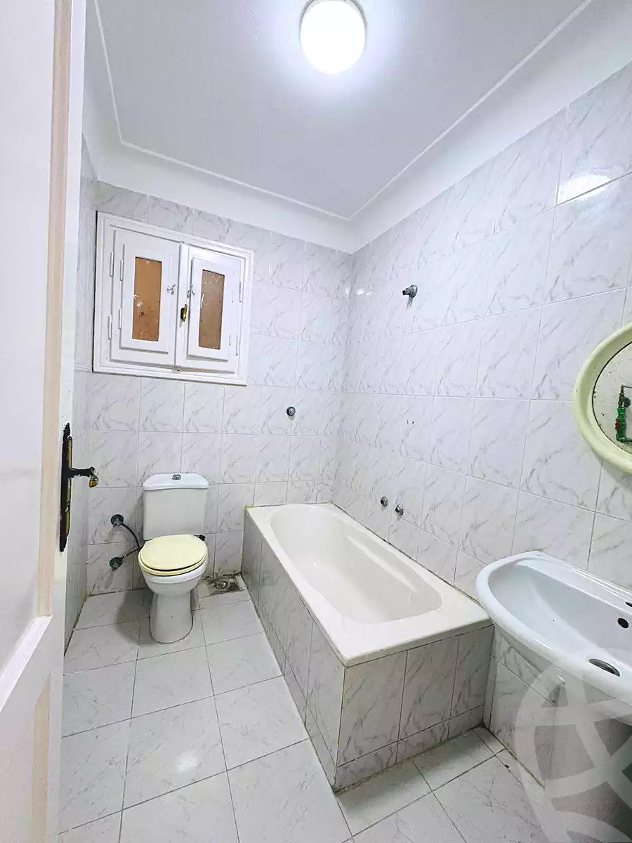 https://aqarmap.com.eg/ar/listing/7050593-for-sale-alexandria-al-agamy-shataa-el-nakheel