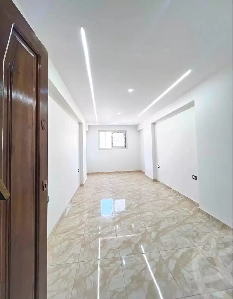 https://aqarmap.com.eg/en/listing/7050752-for-sale-alexandria-lsywf-el-falki