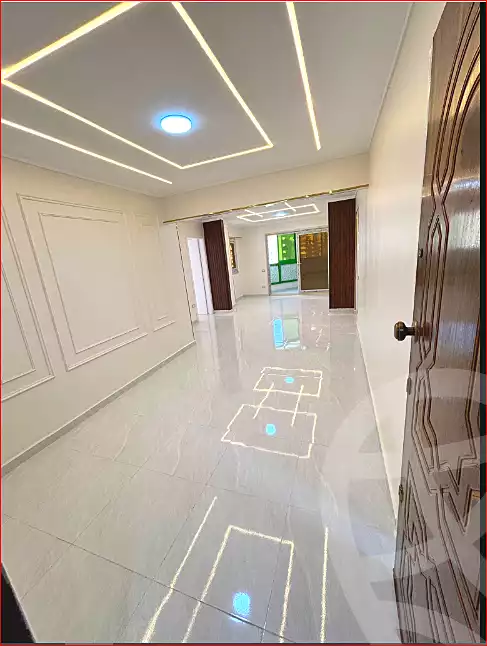 https://aqarmap.com.eg/ar/listing/7050810-for-sale-alexandria-sydy-bshr-sydy-bshr-bhry-shr-mhmwd-l-yswy