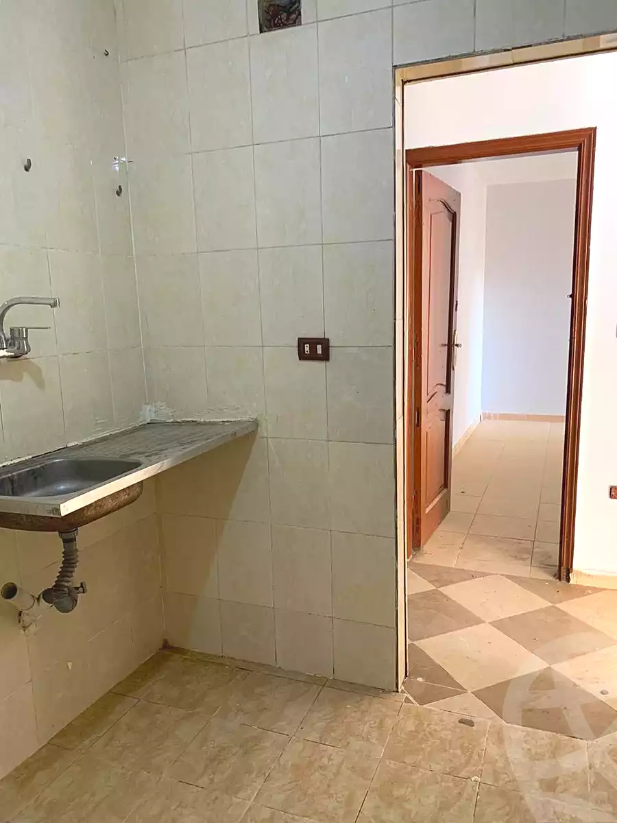 https://aqarmap.com.eg/ar/listing/7051038-for-rent-cairo-faisal-el-tawabeq-el-shaheed-ahmed-hamdy-st