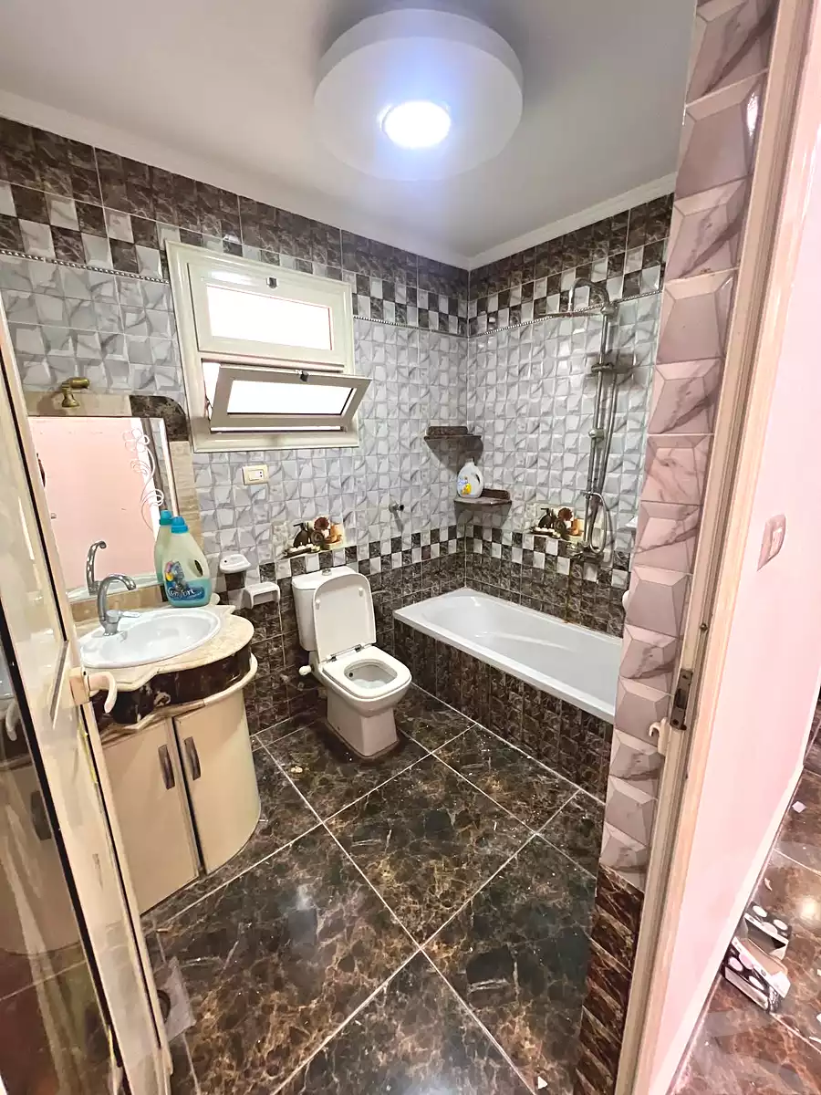 https://aqarmap.com.eg/ar/listing/7051155-for-sale-alexandria-new-miami-el-quds-school-st