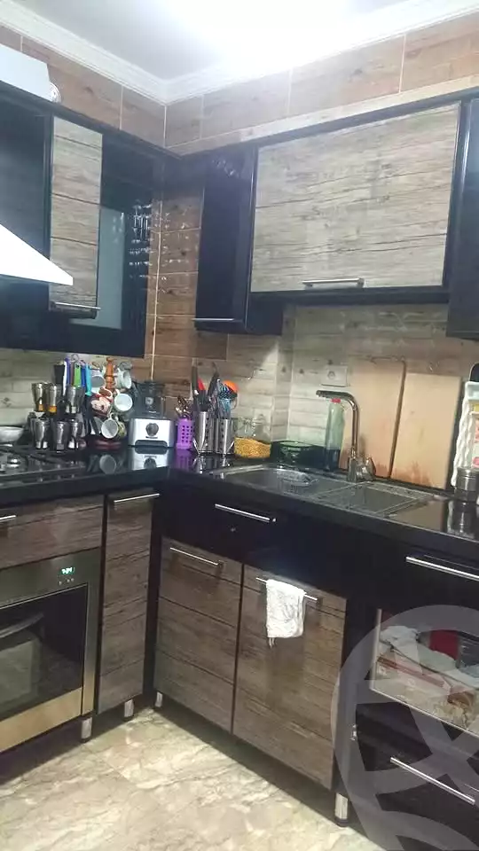 https://aqarmap.com.eg/en/listing/7042579-for-sale-alexandria-moharram-bey-zaidan-st