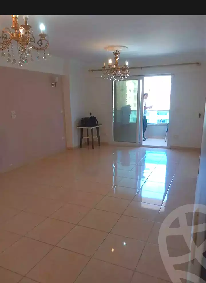 https://aqarmap.com.eg/ar/listing/7051226-for-sale-alexandria-sydy-bshr-sydy-bshr-bhry-shr-khld-bn-lwlyd