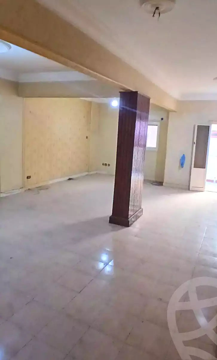 https://aqarmap.com.eg/en/listing/7051325-for-sale-alexandria-al-agamy-lbytsh-el-tayar-st