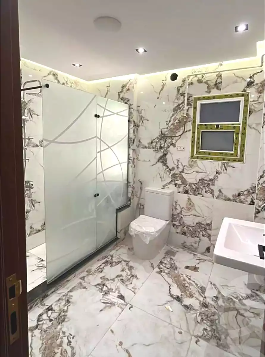 https://aqarmap.com.eg/ar/listing/7051368-for-sale-alexandria-el-asafra-l-sfr-bhry-el-geish-rd