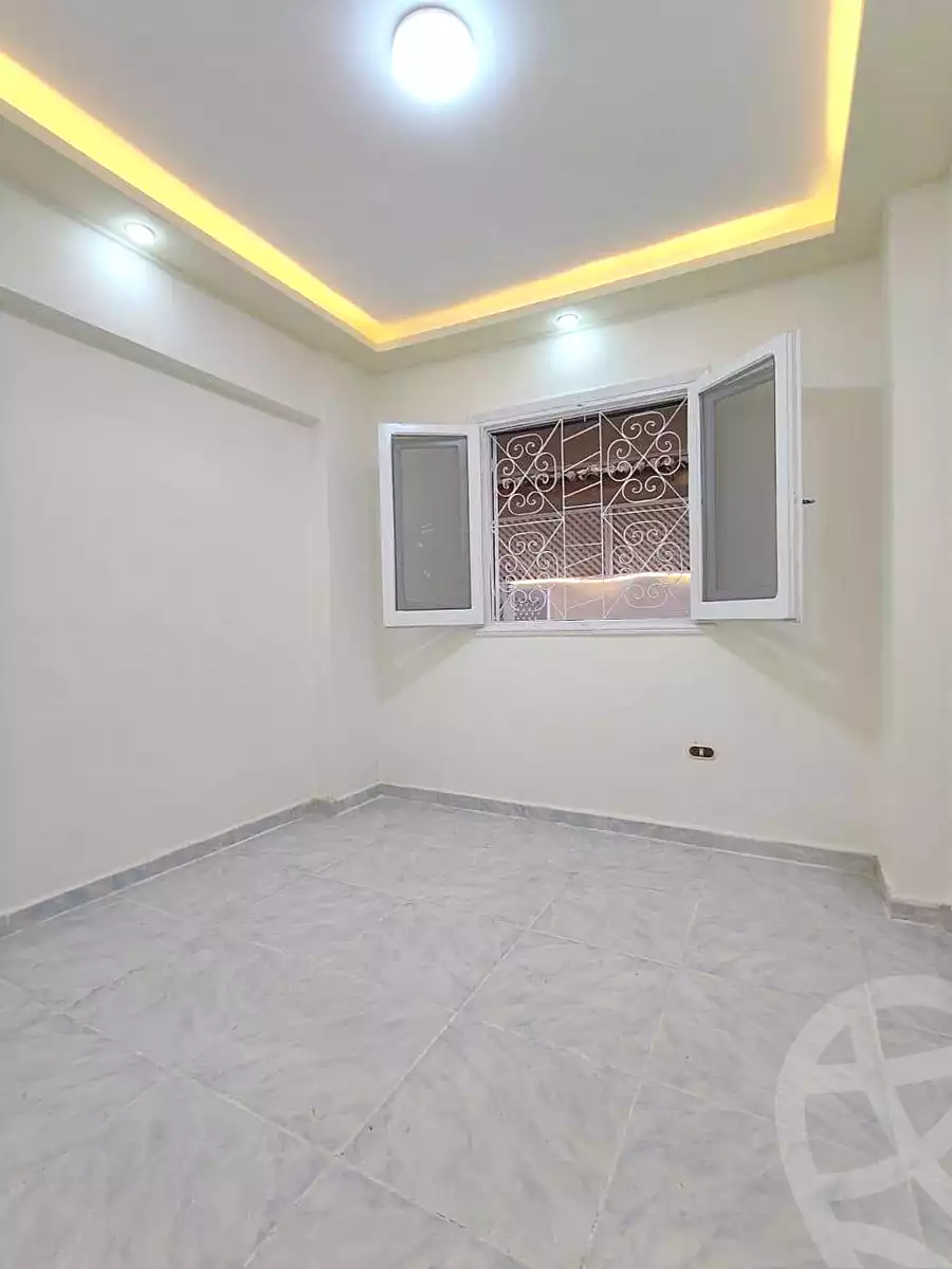 https://aqarmap.com.eg/en/listing/7051515-for-sale-alexandria-al-agamy-shataa-el-nakheel