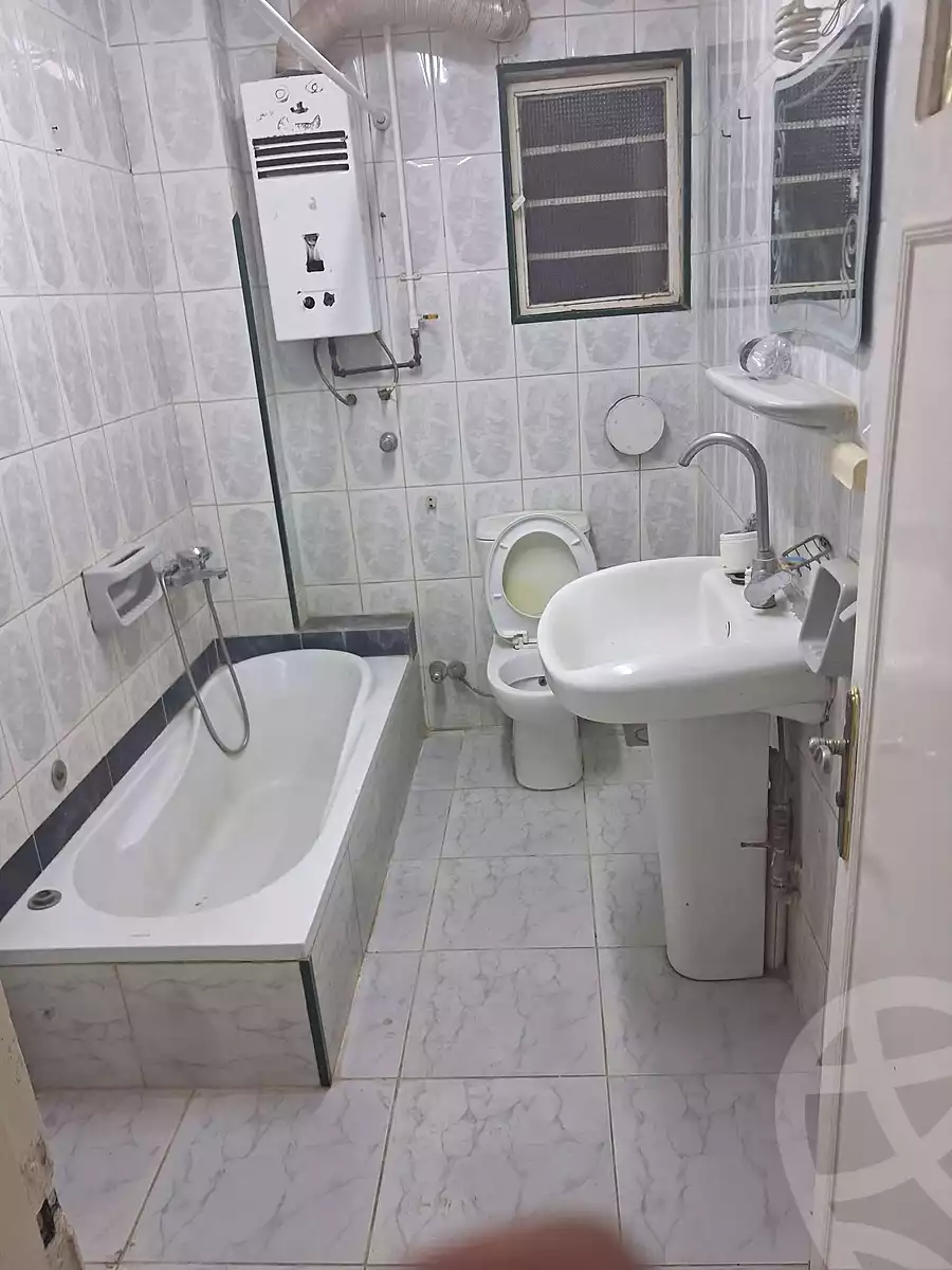 https://aqarmap.com.eg/en/listing/7051516-for-rent-cairo-el-zaytun-lzytwn-lbhry-salim-al-awal-st