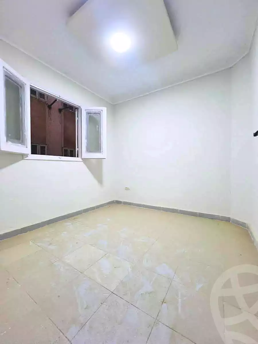 https://aqarmap.com.eg/ar/listing/7051532-for-sale-alexandria-al-agamy-shataa-el-nakheel