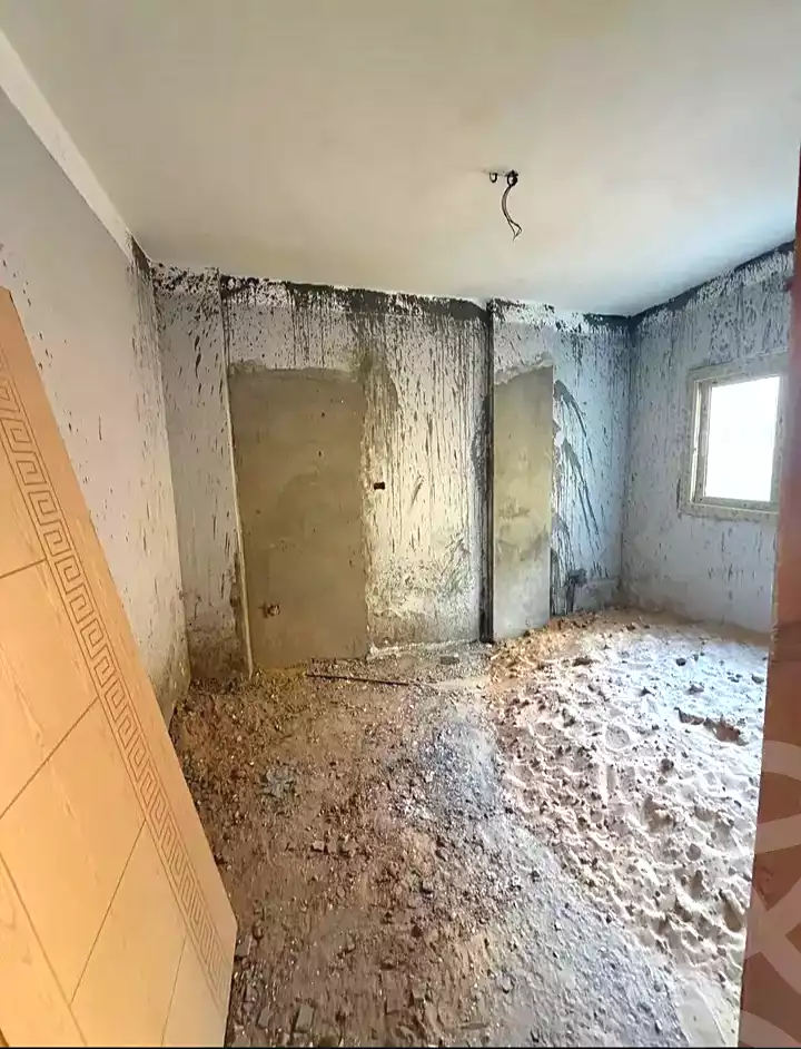 https://aqarmap.com.eg/ar/listing/7051641-for-sale-alexandria-al-agamy-lbytsh-el-bostan-st