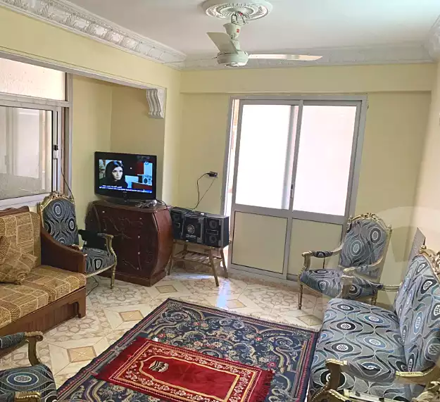 https://aqarmap.com.eg/ar/listing/7051669-for-rent-alexandria-el-asafra-shr-mlk-hfny