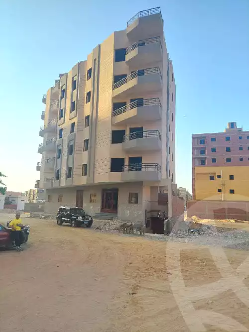https://aqarmap.com.eg/ar/listing/7051794-for-sale-cairo-madinat-el-salam-el-nahda