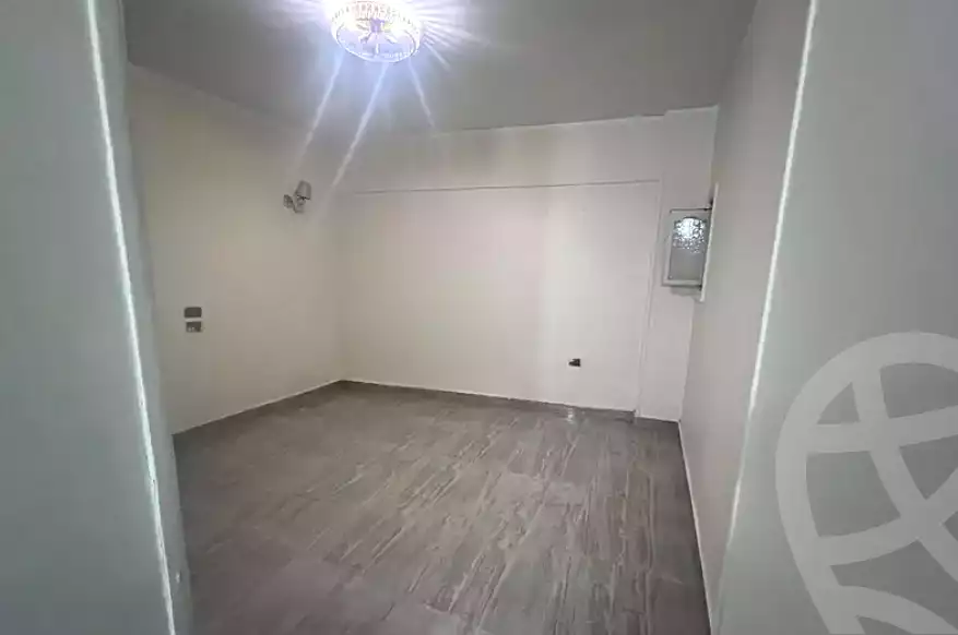 https://aqarmap.com.eg/ar/listing/7051897-for-sale-cairo-shoubra-jzyr-bdrn