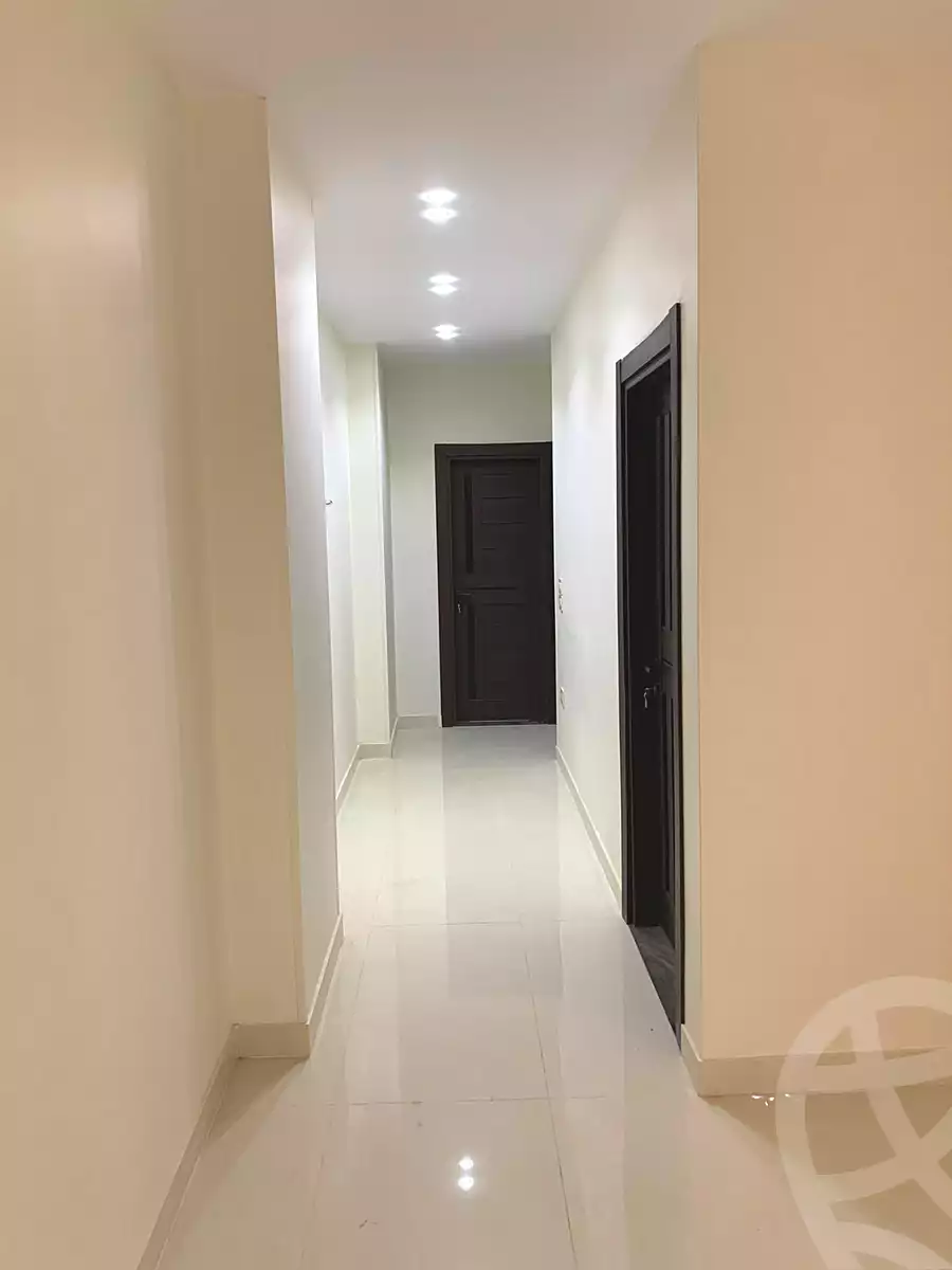 https://aqarmap.com.eg/ar/listing/7051885-for-sale-cairo-new-cairo-compounds-kmbwnd-ldf-lwtny