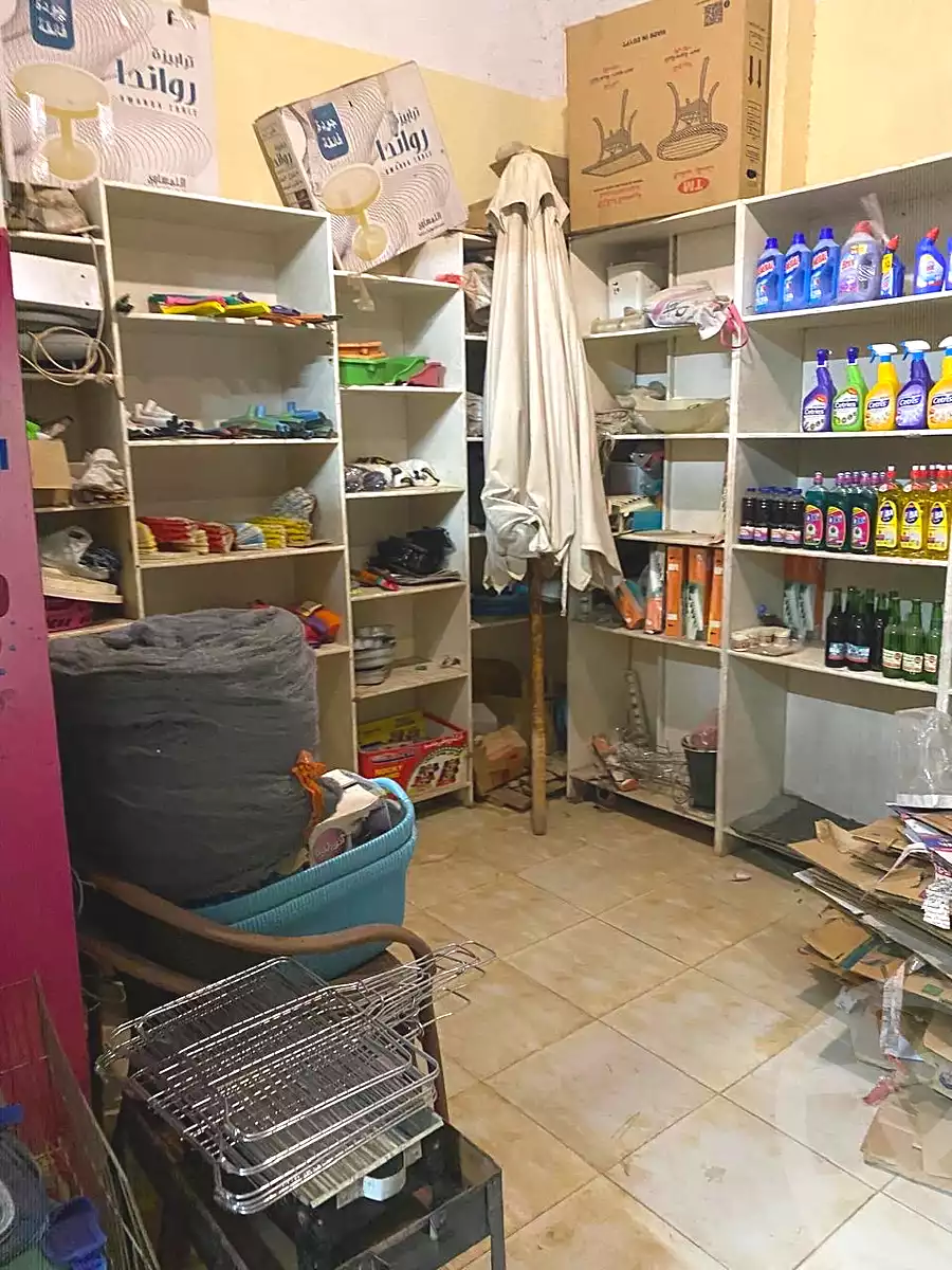 https://aqarmap.com.eg/ar/listing/7052002-for-sale-cairo-new-cairo-first-settlement-mhwr-mstfy-kml