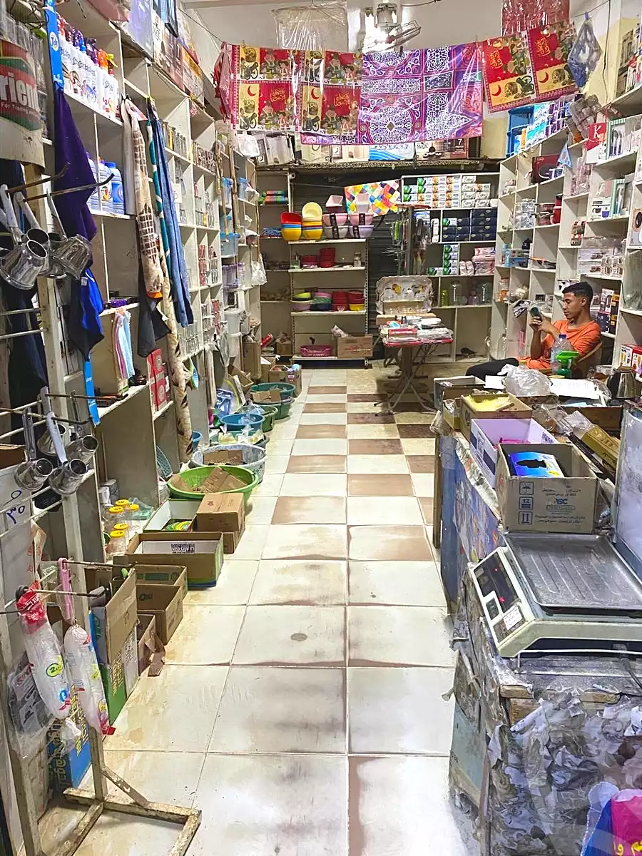 https://aqarmap.com.eg/ar/listing/7052002-for-sale-cairo-new-cairo-first-settlement-mhwr-mstfy-kml