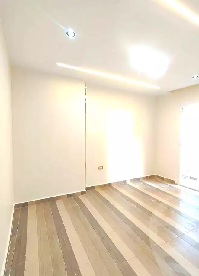 https://aqarmap.com.eg/ar/listing/7052334-for-sale-alexandria-miami