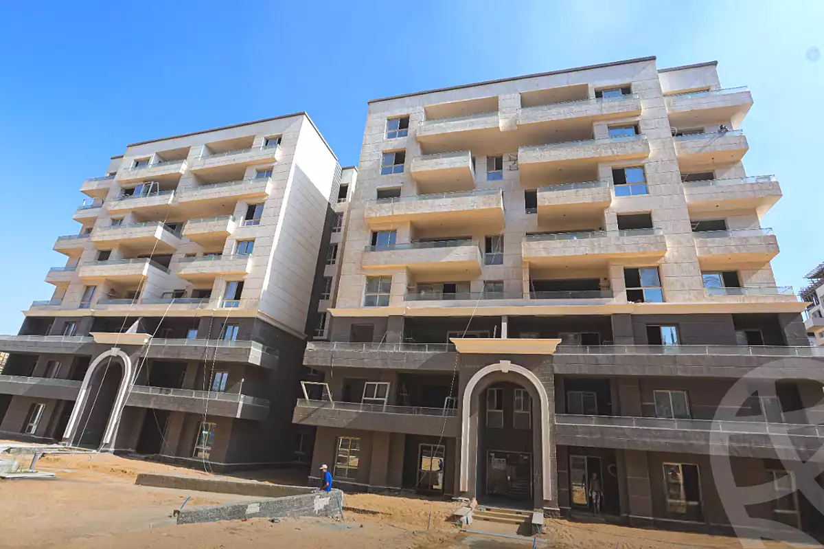 https://aqarmap.com.eg/en/listing/7052469-for-sale-cairo-new-administrative-capital-r8-tj-msr