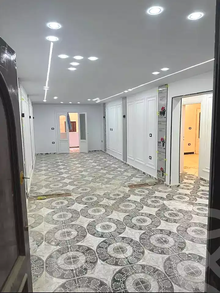 https://aqarmap.com.eg/ar/listing/7052480-for-sale-alexandria-al-agamy-el-hanouvel-radwan-st
