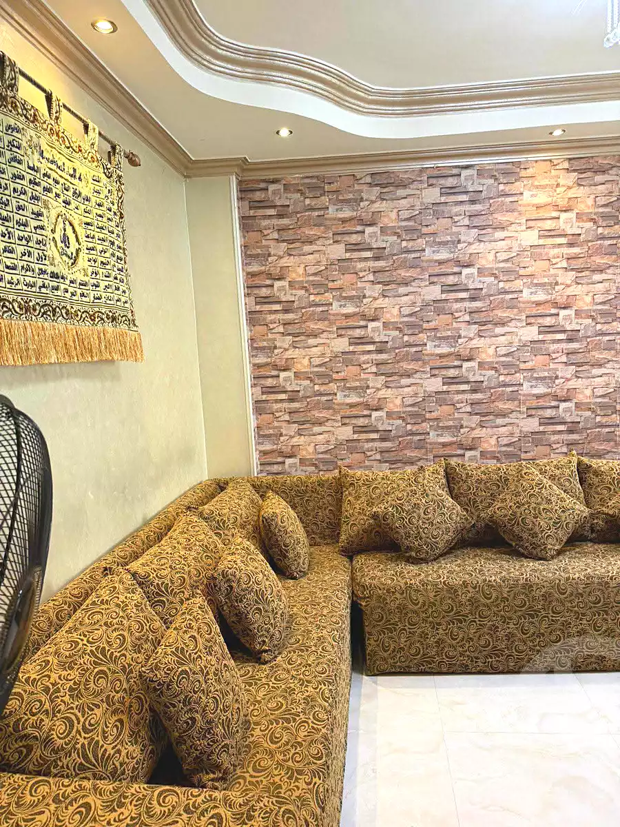 https://aqarmap.com.eg/ar/listing/7052752-for-sale-cairo-ain-shams-ain-shams-el-sharkia