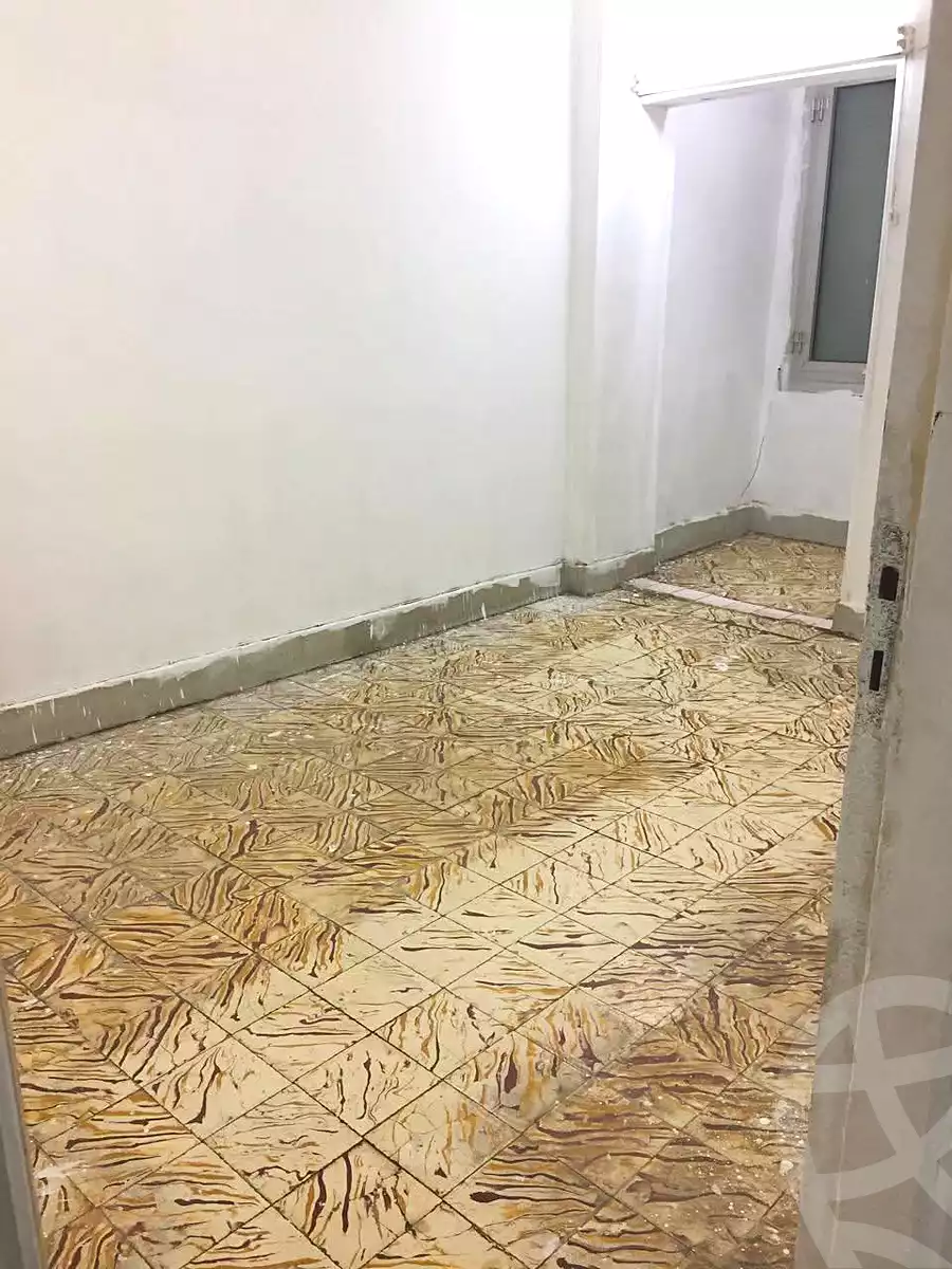 https://aqarmap.com.eg/ar/listing/7052783-for-sale-cairo-ain-shams-ain-shams-el-sharkia-genenat-el-sherif-st