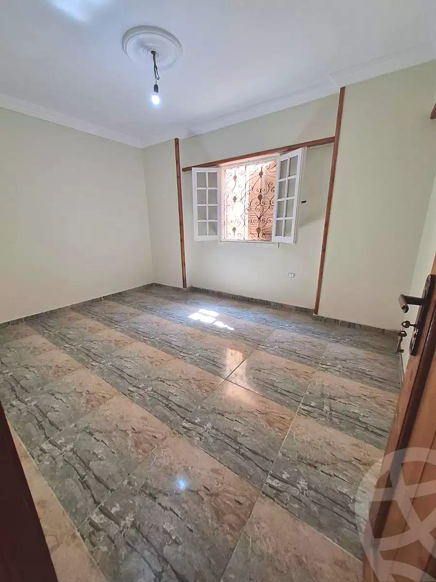 https://aqarmap.com.eg/en/listing/7052903-for-sale-alexandria-lsywf-gamila-abu-herid-st