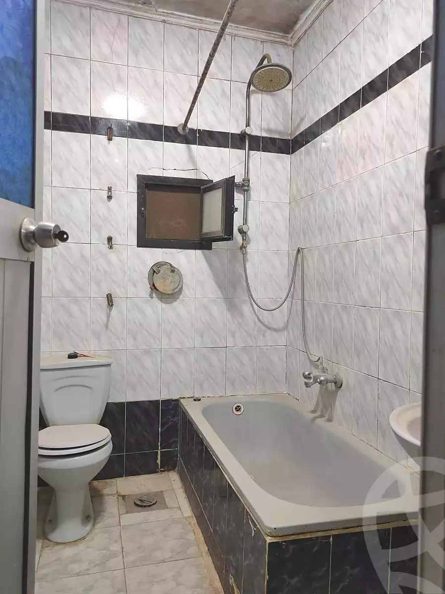https://aqarmap.com.eg/en/listing/7052912-for-sale-cairo-ain-shams-jsr-lswys