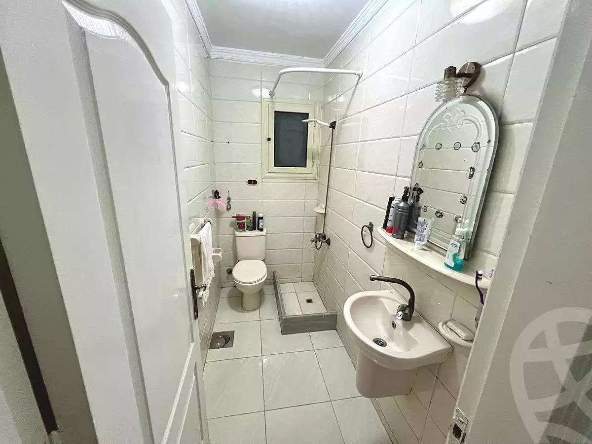 https://aqarmap.com.eg/ar/listing/7052936-for-sale-alexandria-camp-cesar-port-said-street