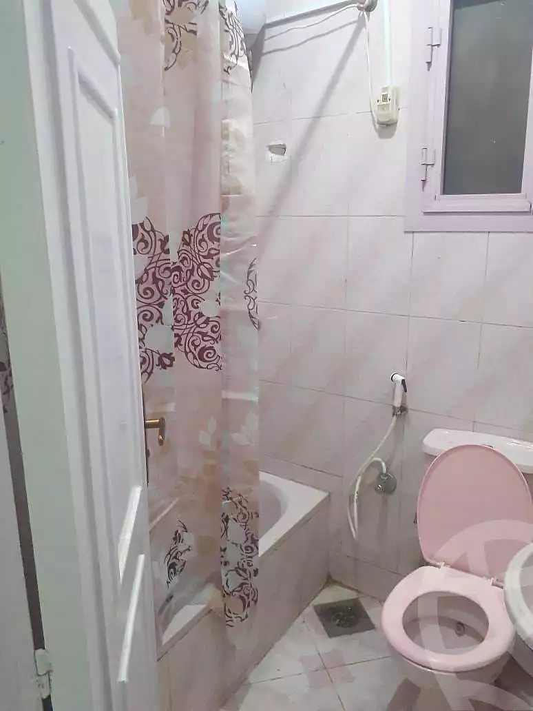 https://aqarmap.com.eg/ar/listing/7052952-for-rent-alexandria-sporting-shr-bwr-s-yd