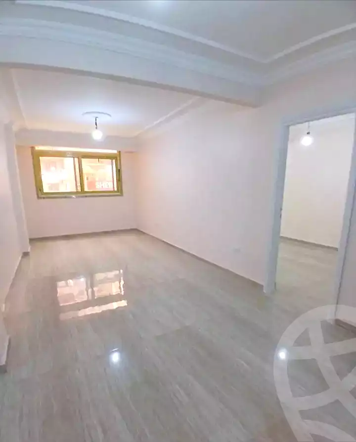 https://aqarmap.com.eg/ar/listing/7053063-for-sale-alexandria-miami-shr-jml-bd-lnsr