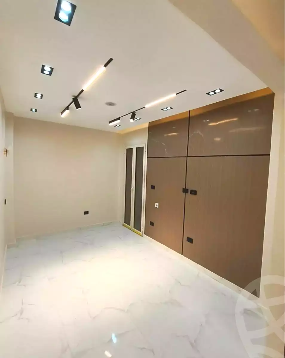 https://aqarmap.com.eg/ar/listing/7053357-for-sale-alexandria-camp-cesar