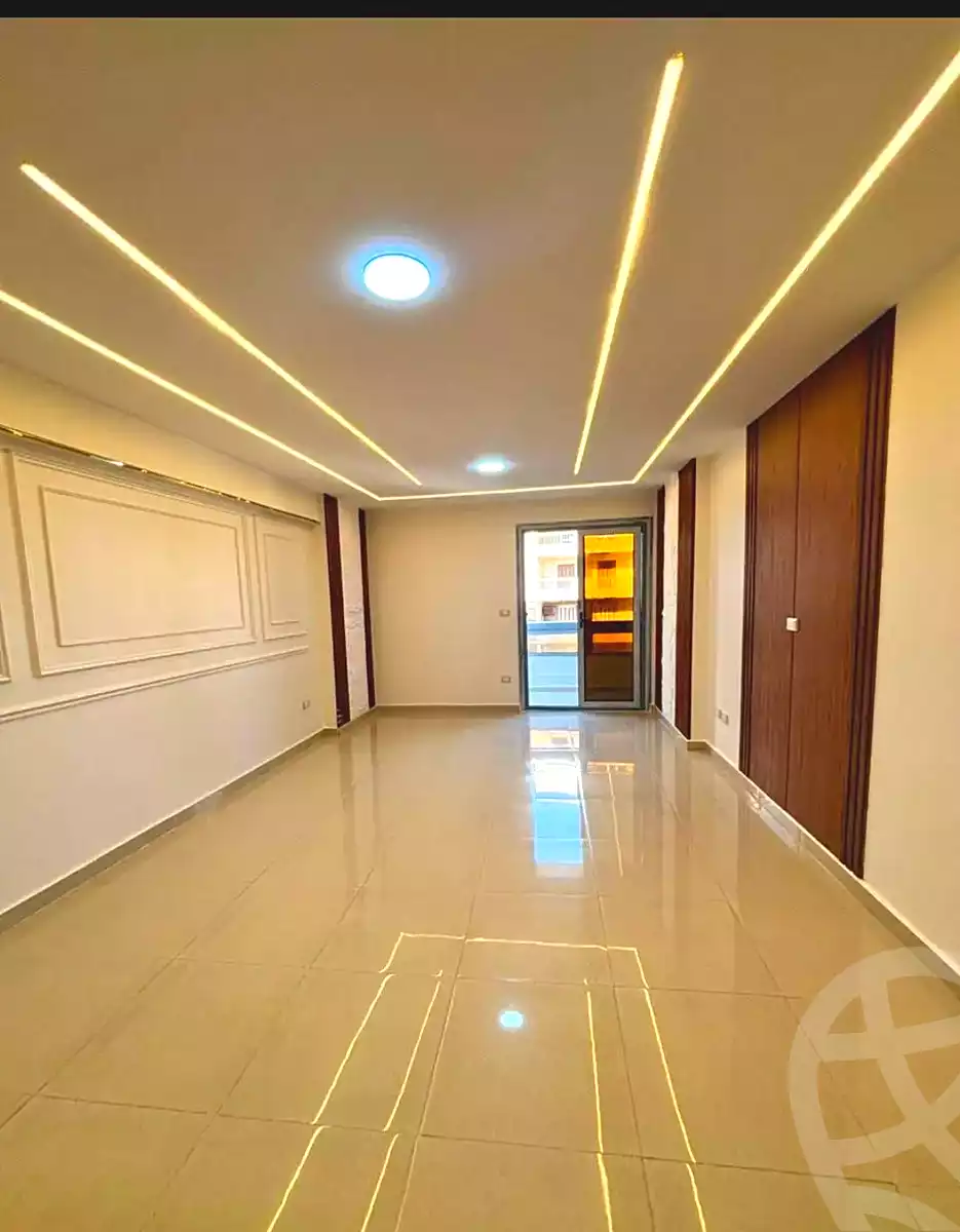 https://aqarmap.com.eg/ar/listing/7053389-for-sale-alexandria-miami-iskandar-ibrahim-st