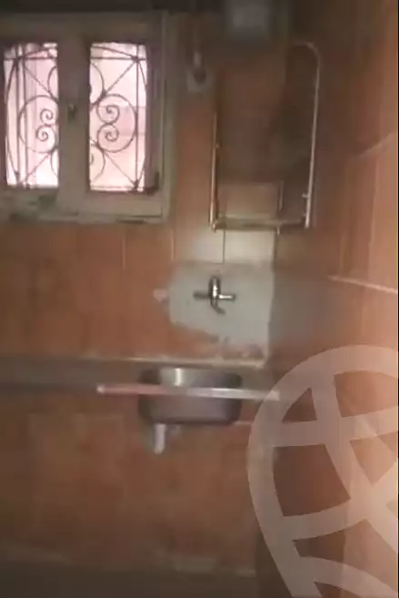 https://aqarmap.com.eg/ar/listing/7053481-for-rent-alexandria-al-agamy-el-hanouvel