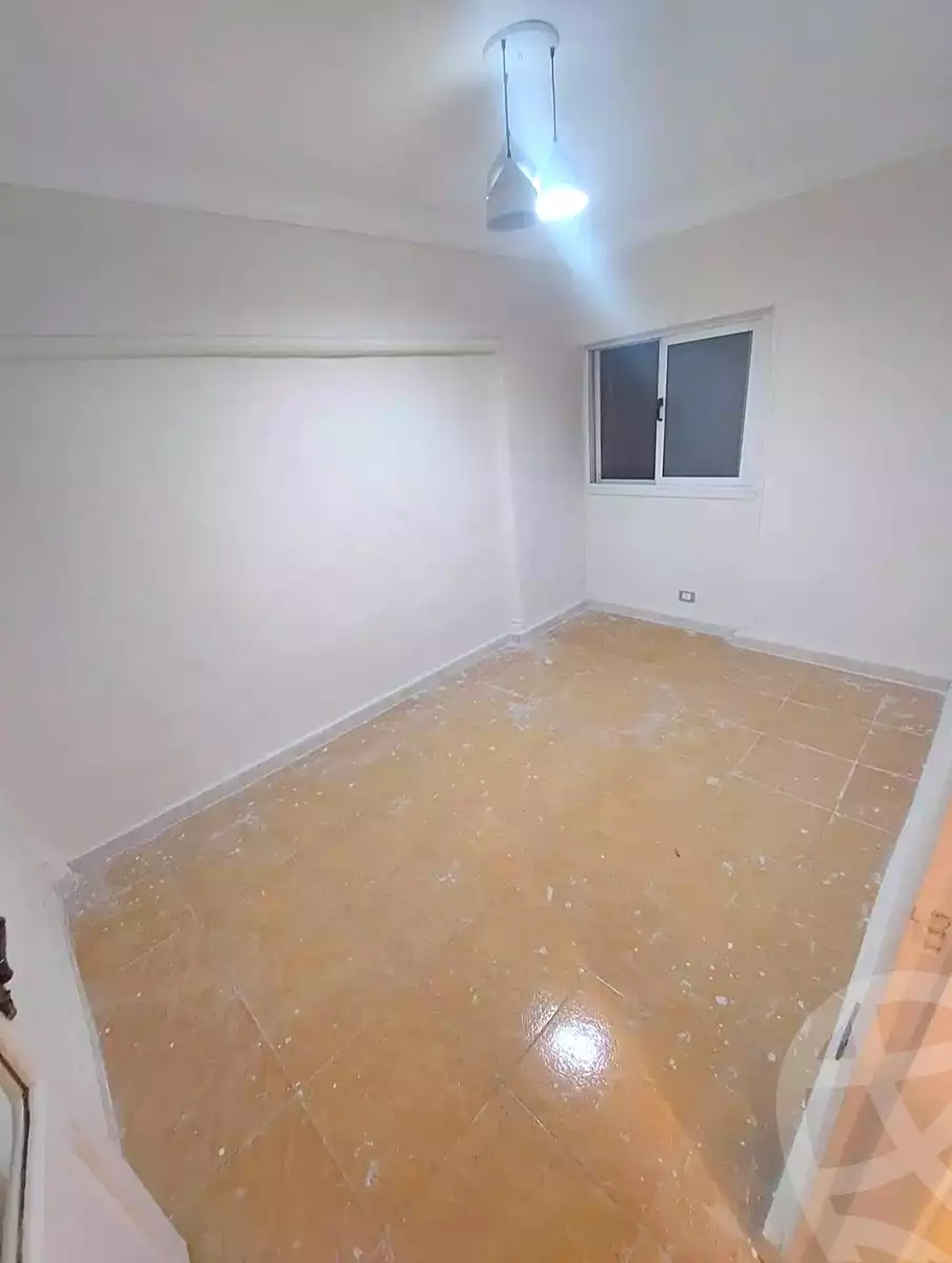 https://aqarmap.com.eg/ar/listing/7053559-for-sale-alexandria-sydy-bshr-tryq-ljysh