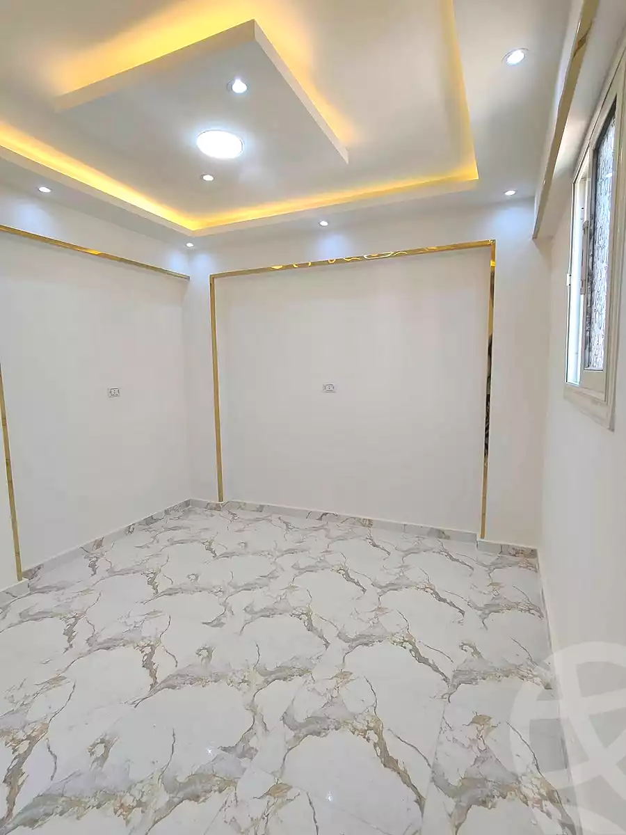 https://aqarmap.com.eg/ar/listing/7053651-for-sale-alexandria-sydy-bshr-shr-mlk-hfny