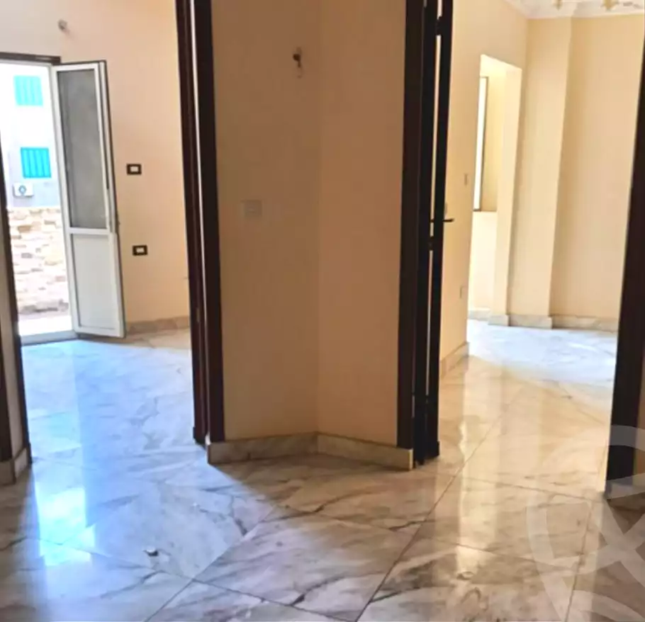 https://aqarmap.com.eg/en/listing/7053890-for-sale-alexandria-moharram-bey-el-rasafa-st