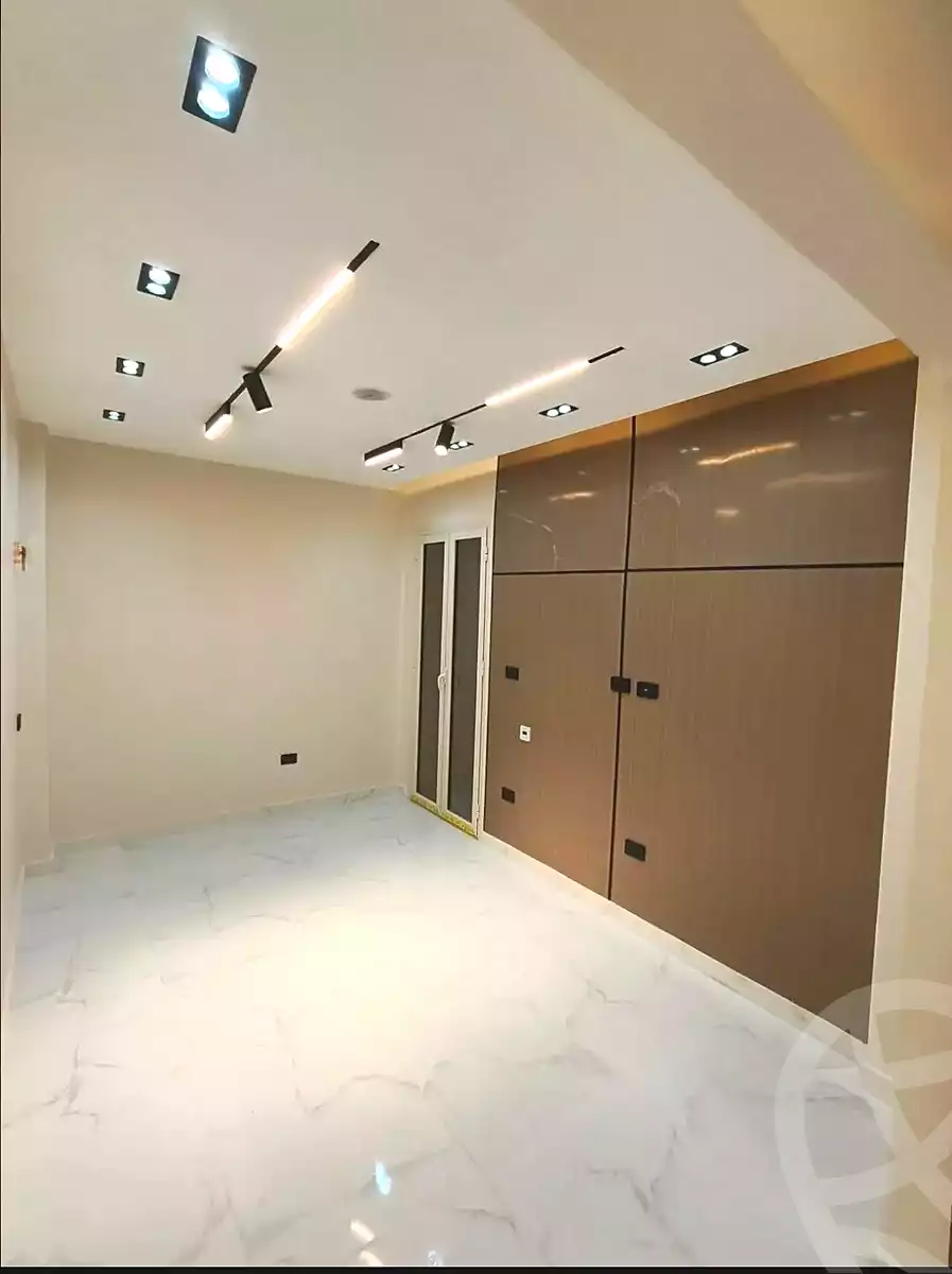 https://aqarmap.com.eg/ar/listing/7054001-for-sale-alexandria-camp-cesar