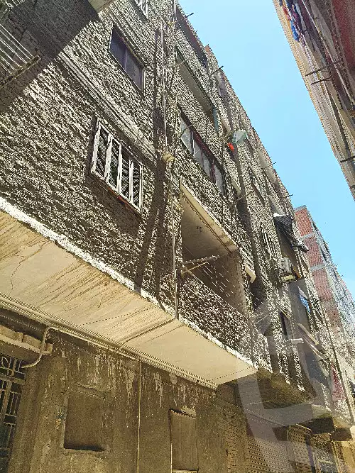 https://aqarmap.com.eg/ar/listing/7052521-for-sale-qalyubia-shubra-el-khaima-el-shareaa-el-gadid-st