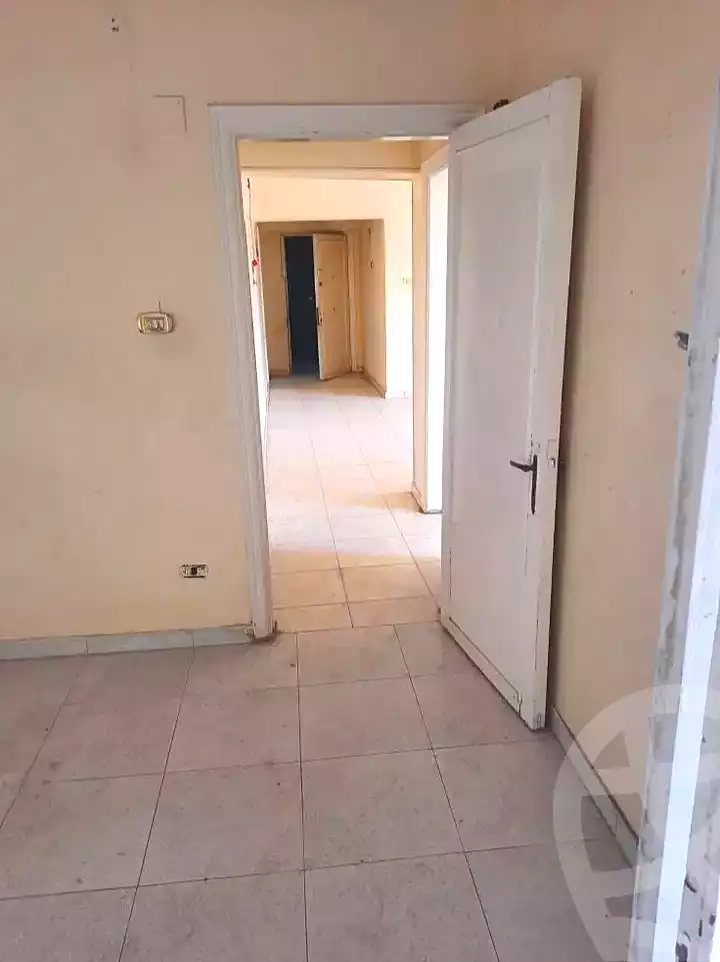 https://aqarmap.com.eg/ar/listing/7054273-for-sale-cairo-ain-shams-yn-shms-lgrby