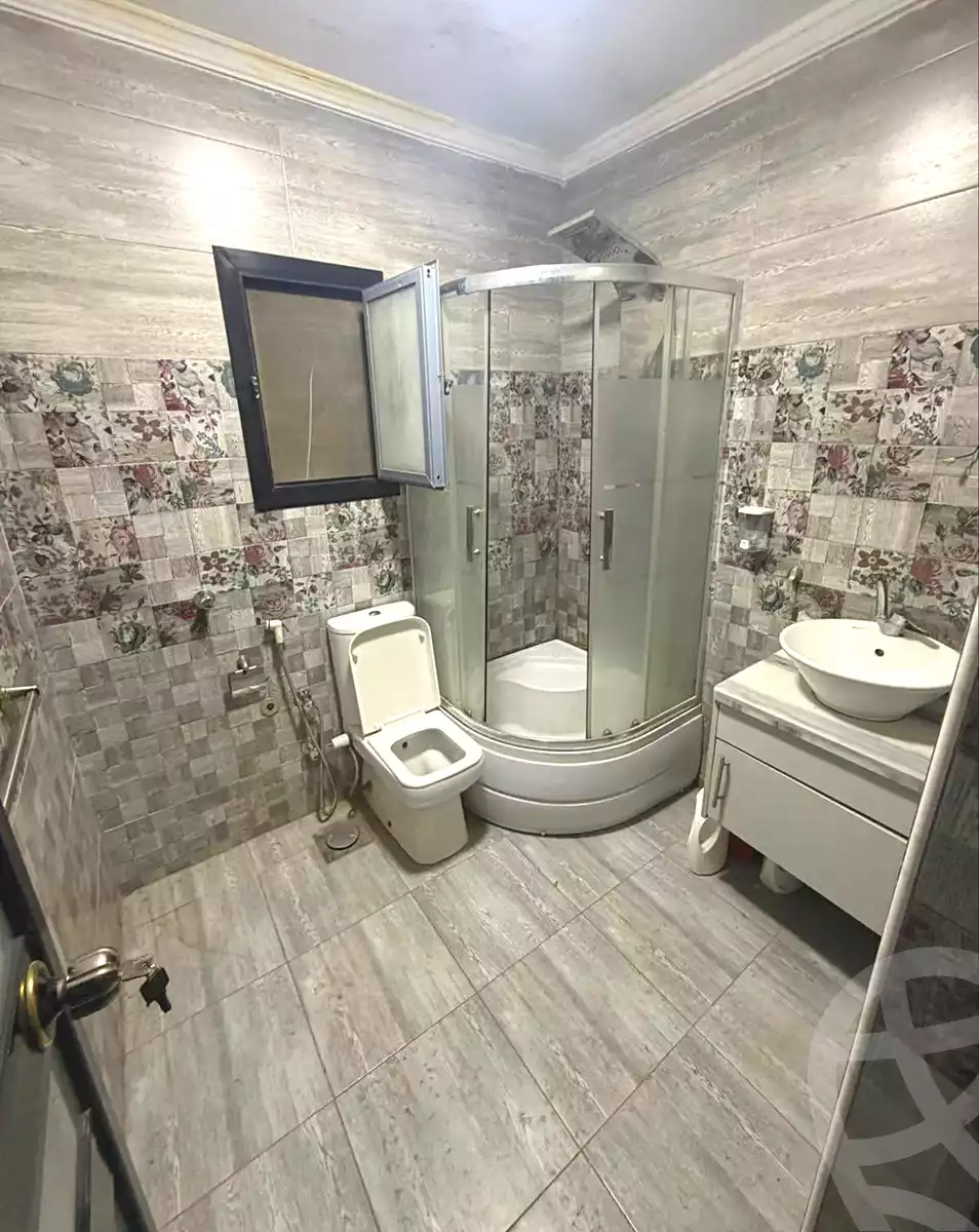 https://aqarmap.com.eg/en/listing/7054326-for-sale-alexandria-lsywf-el-falki